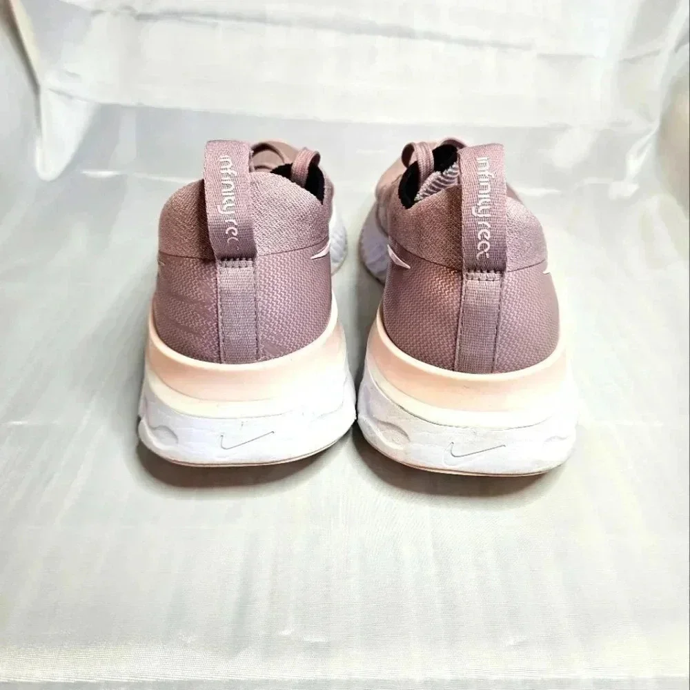 Woman's Nike React‎ Infiniti Running Shoes